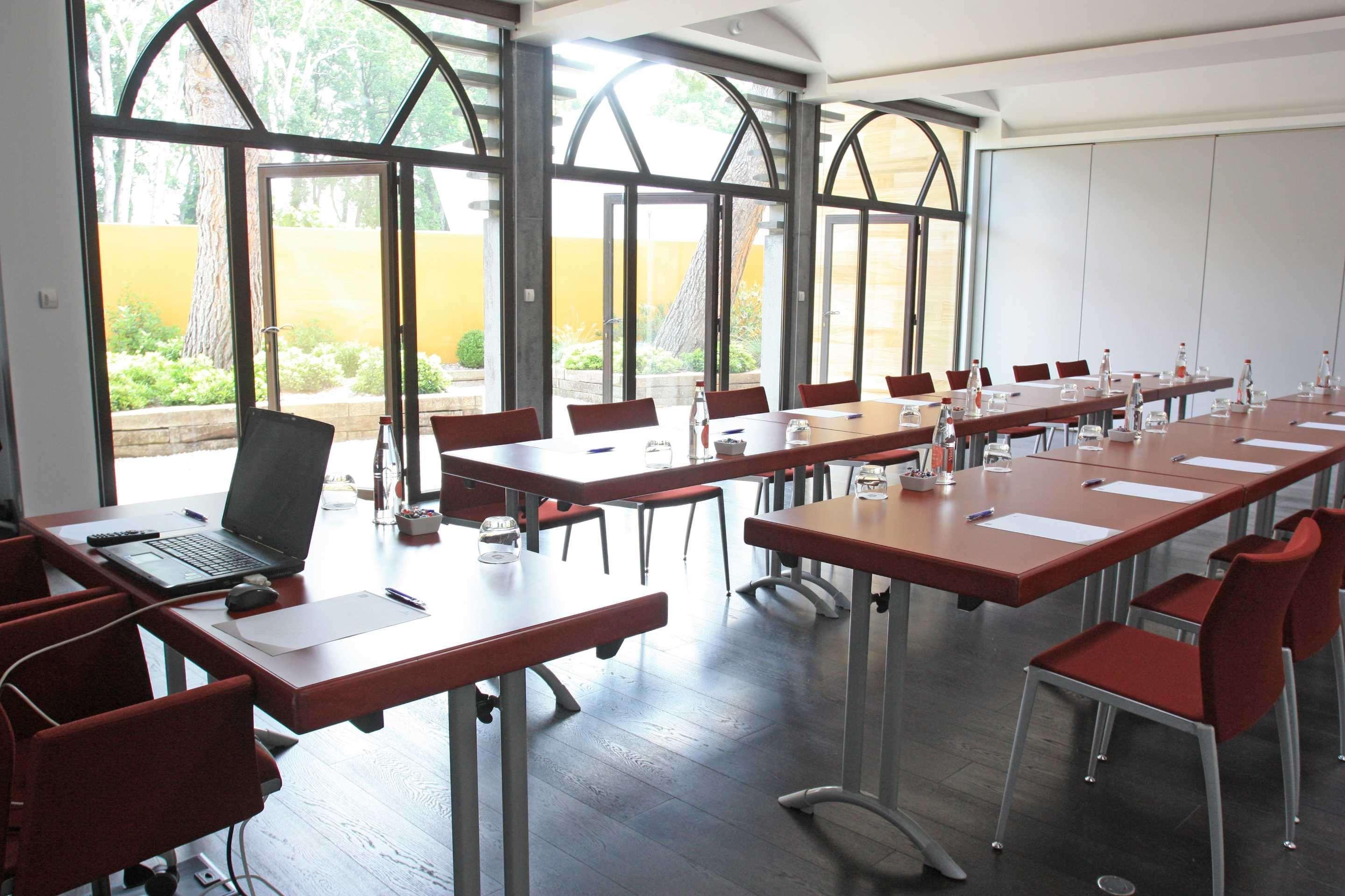 Best Western Plus Le Lavarin Avignon Eksteriør bilde